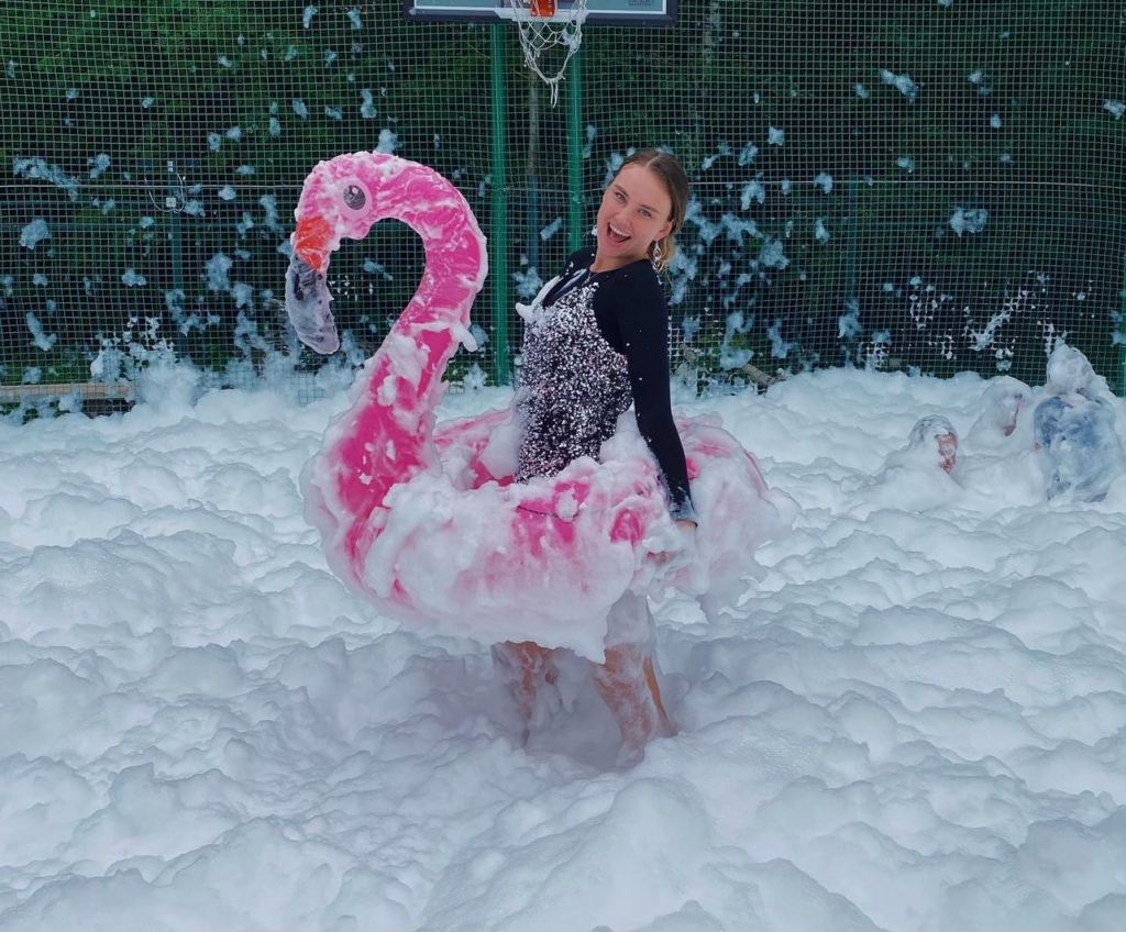 people enjoying a foam party from Great Lakes Foam outdoor entertainment